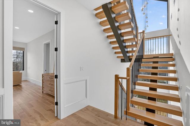 1615 N WAKEFIELD ST, Arlington, VA 22207