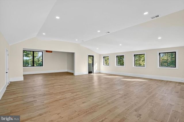 1615 N WAKEFIELD ST, Arlington, VA 22207