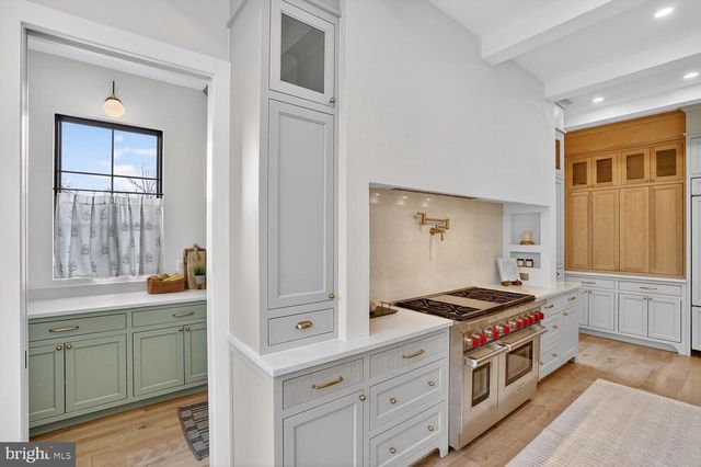 1615 N WAKEFIELD ST, Arlington, VA 22207