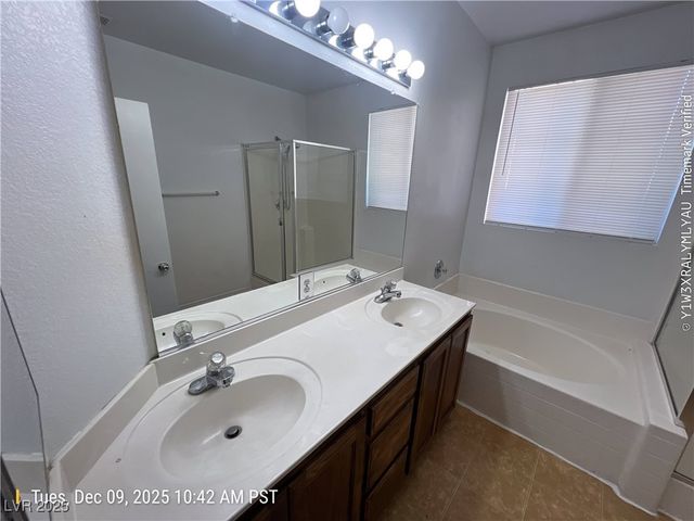 1815 Verde Mirada Drive, Las Vegas, NV 89115