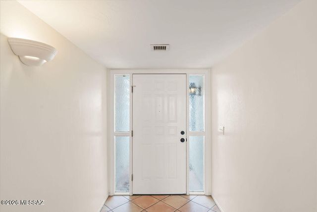 6872 E Calle De Oro, Tucson, AZ 85715