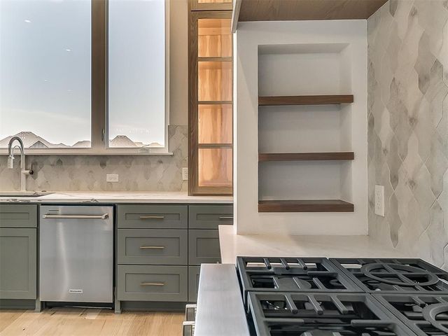 6008 NW 147th Terrace, Oklahoma City, OK 73142