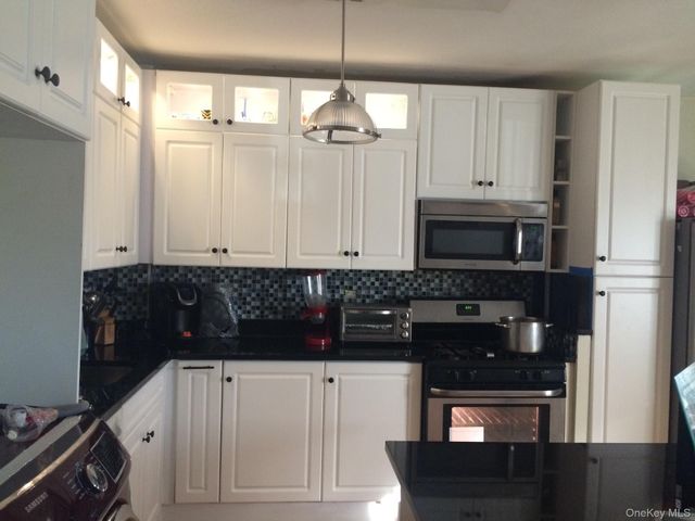 1063 New Jersey Avenue Apt. 2AB, Brooklyn, NY 11207