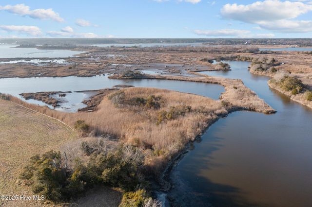 27 Hunter Heath Drive, N Topsail Beach, NC 28460