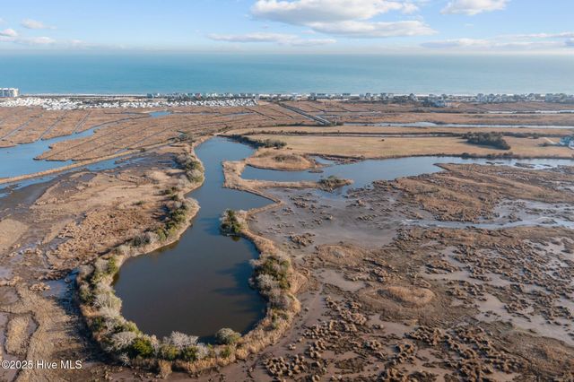 27 Hunter Heath Drive, N Topsail Beach, NC 28460