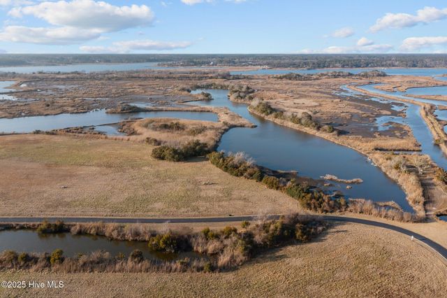 27 Hunter Heath Drive, N Topsail Beach, NC 28460