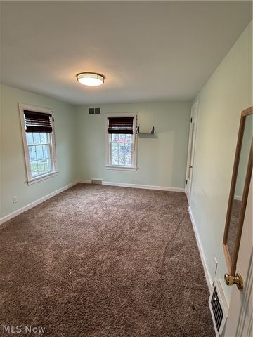 719 Jeanette Avenue, Steubenville, OH 43952