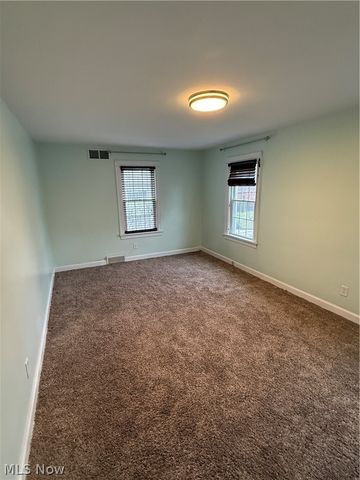 719 Jeanette Avenue, Steubenville, OH 43952