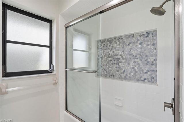 1914 SE 16th ST, Cape Coral, FL 33990