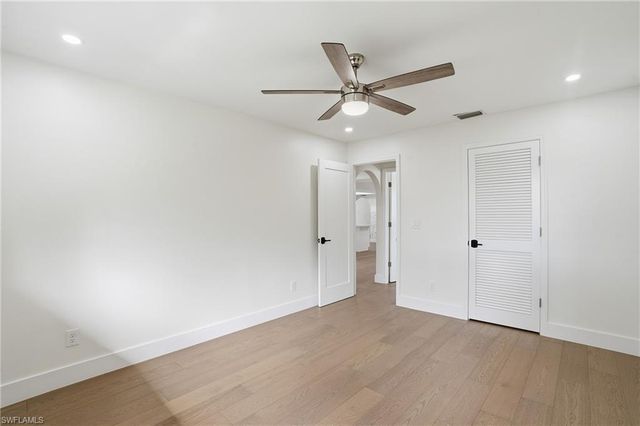 1914 SE 16th ST, Cape Coral, FL 33990