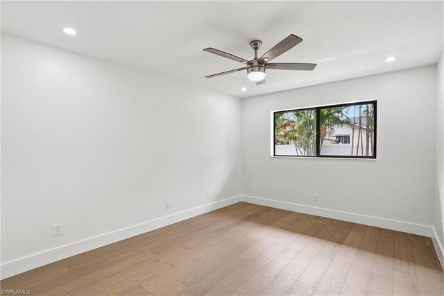 1914 SE 16th ST, Cape Coral, FL 33990