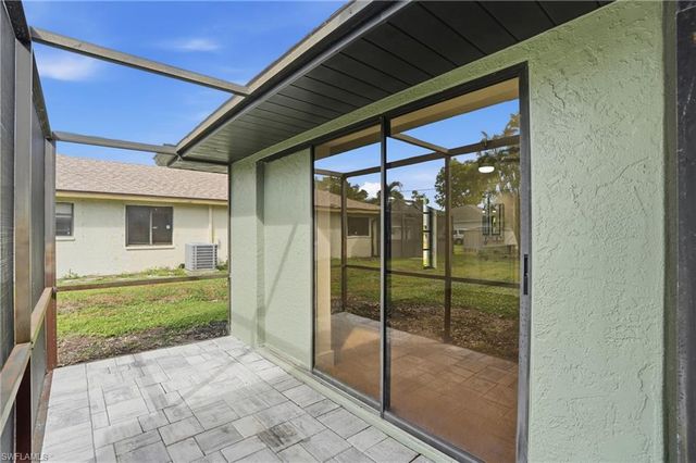 1914 SE 16th ST, Cape Coral, FL 33990