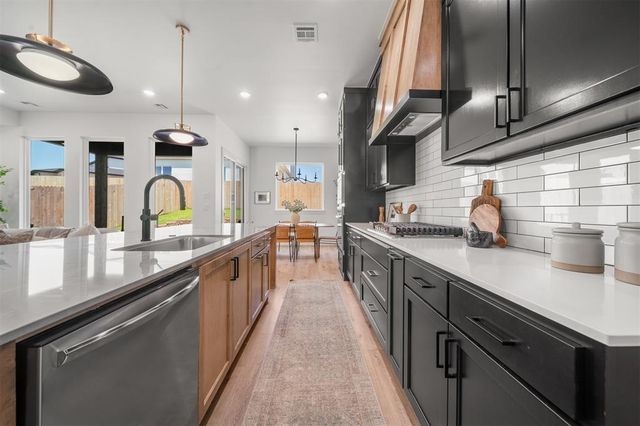 5701 NW 154th Terrace, Edmond, OK 73013