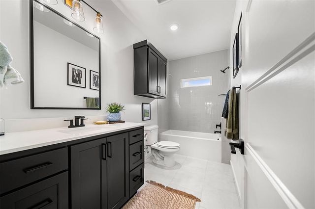 5701 NW 154th Terrace, Edmond, OK 73013