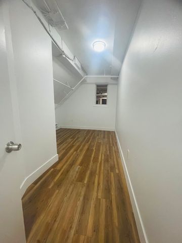 11 Tetlow St BASE, Boston, MA 02115