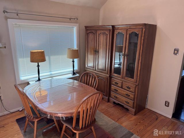 11 Lee Avenue, Sayreville, NJ 08879