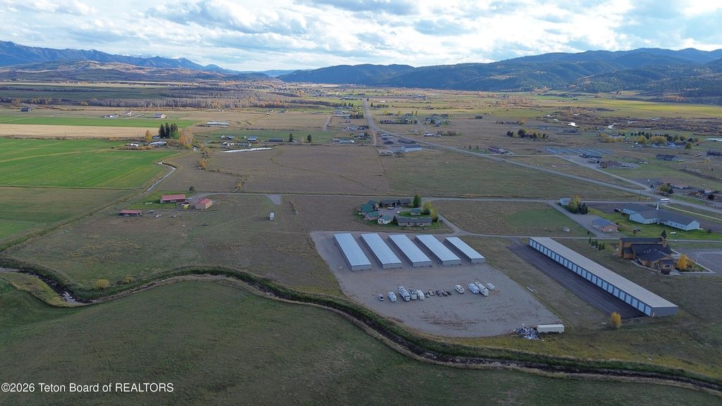 207 FRIESIAN CIRCLE, Thayne, WY 83127 photo 19