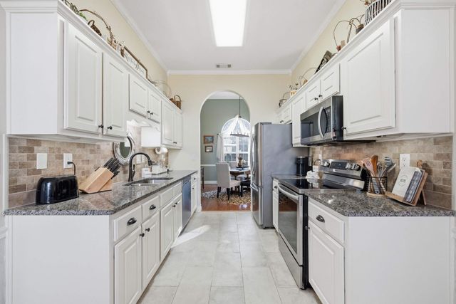 5218 JEFFREY KEITH DR, Bartlett, TN 38002