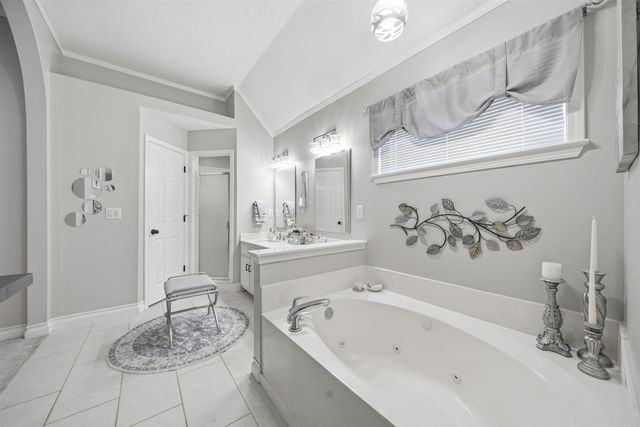 5218 JEFFREY KEITH DR, Bartlett, TN 38002