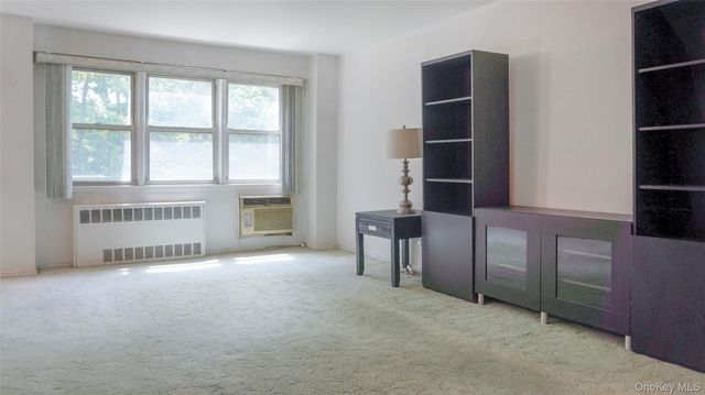 385 McLean Avenue 3B, Yonkers, NY 10705