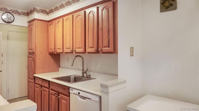 385 McLean Avenue 3B, Yonkers, NY 10705