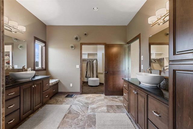 1294 S SEDONA CIRCLE, Hobart, WI 54115
