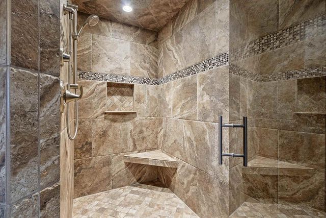 1294 S SEDONA CIRCLE, Hobart, WI 54115