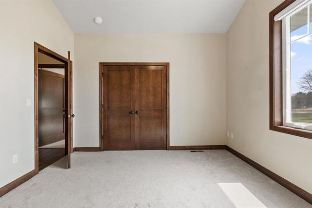 1294 S SEDONA CIRCLE, Hobart, WI 54115