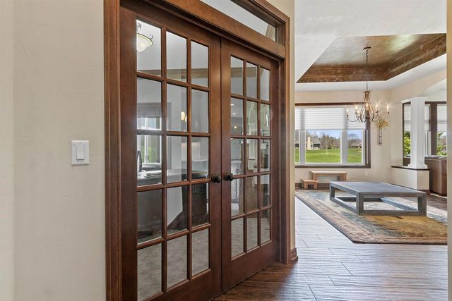 1294 S SEDONA CIRCLE, Hobart, WI 54115