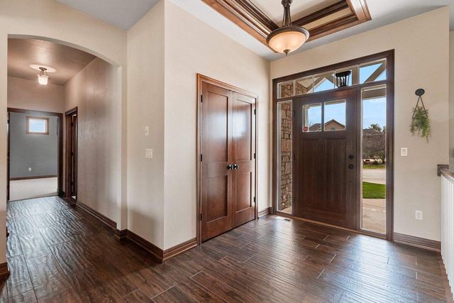 1294 S SEDONA CIRCLE, Hobart, WI 54115