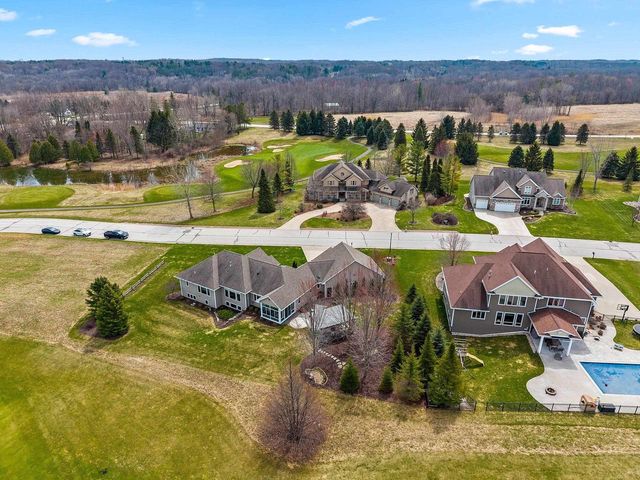 1294 S SEDONA CIRCLE, Hobart, WI 54115