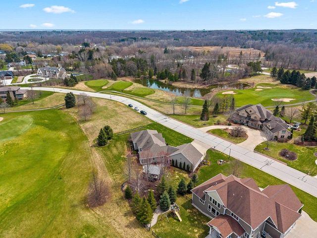 1294 S SEDONA CIRCLE, Hobart, WI 54115