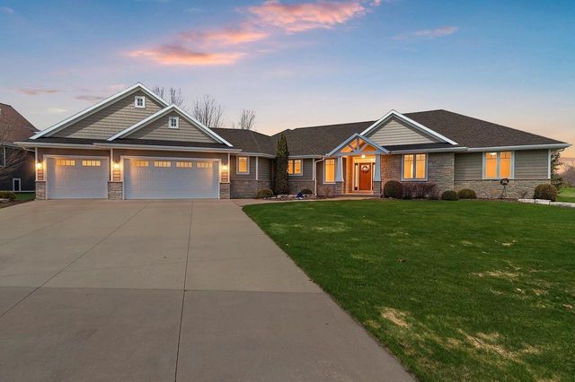 1294 S SEDONA CIRCLE, Hobart, WI 54115
