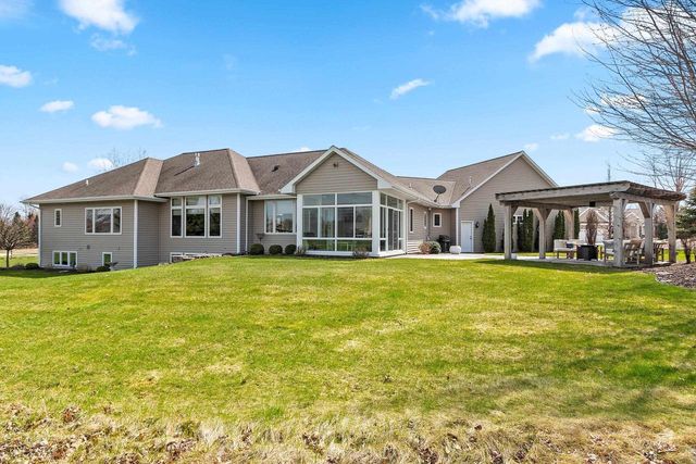 1294 S SEDONA CIRCLE, Hobart, WI 54115