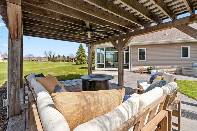1294 S SEDONA CIRCLE, Hobart, WI 54115