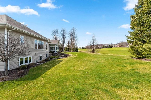 1294 S SEDONA CIRCLE, Hobart, WI 54115