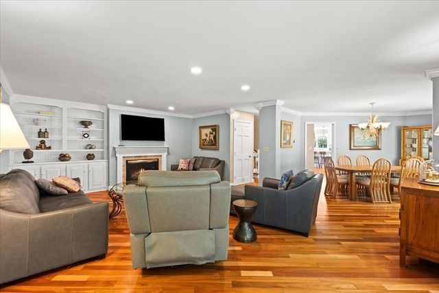 701 Winthrop Street 312, Taunton, MA 02780