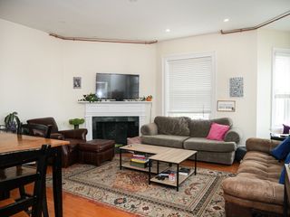 25 Garrison Rd 2, Brookline, MA 02445