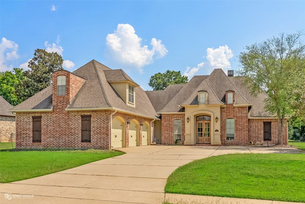 602 Enchanted Lane, Bossier City, LA 71111