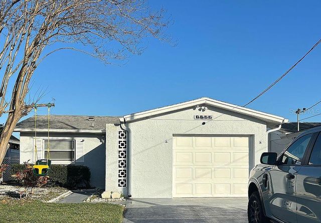 5106 BLUE HERON DRIVE, New Port Richey, FL 34652