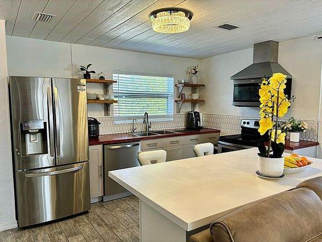 5106 BLUE HERON DRIVE, New Port Richey, FL 34652