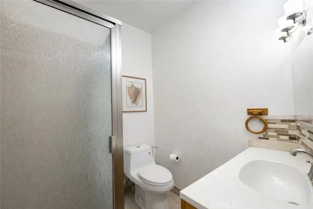 7105 California Avenue, Bell, CA 90201