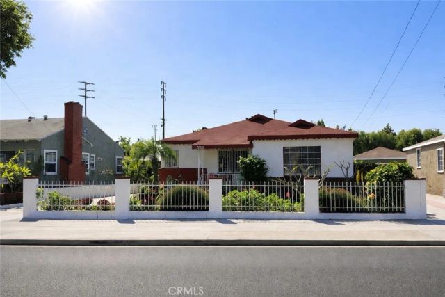 7105 California Avenue, Bell, CA 90201