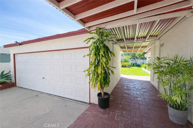 7105 California Avenue, Bell, CA 90201