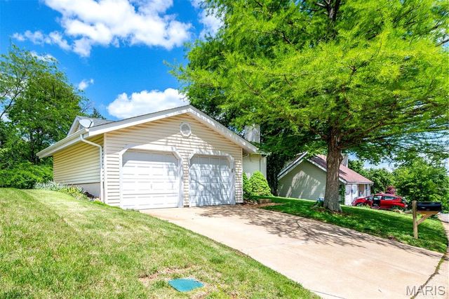 124 Shaw Drive, Eureka, MO 63025