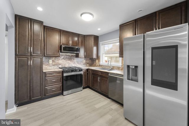 812 BEVERLY DR, Somerdale, NJ 08083