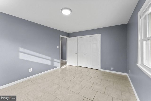 812 BEVERLY DR, Somerdale, NJ 08083