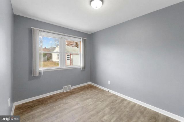 812 BEVERLY DR, Somerdale, NJ 08083