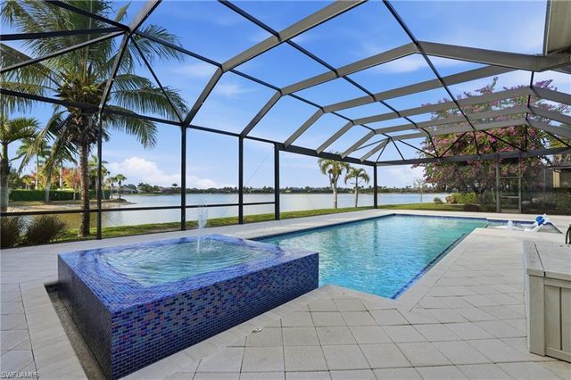 14831 Dockside LN, Naples, FL 34114