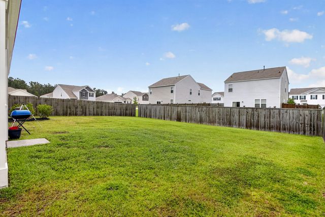 160 Lagoona Drive, Summerville, SC 29483